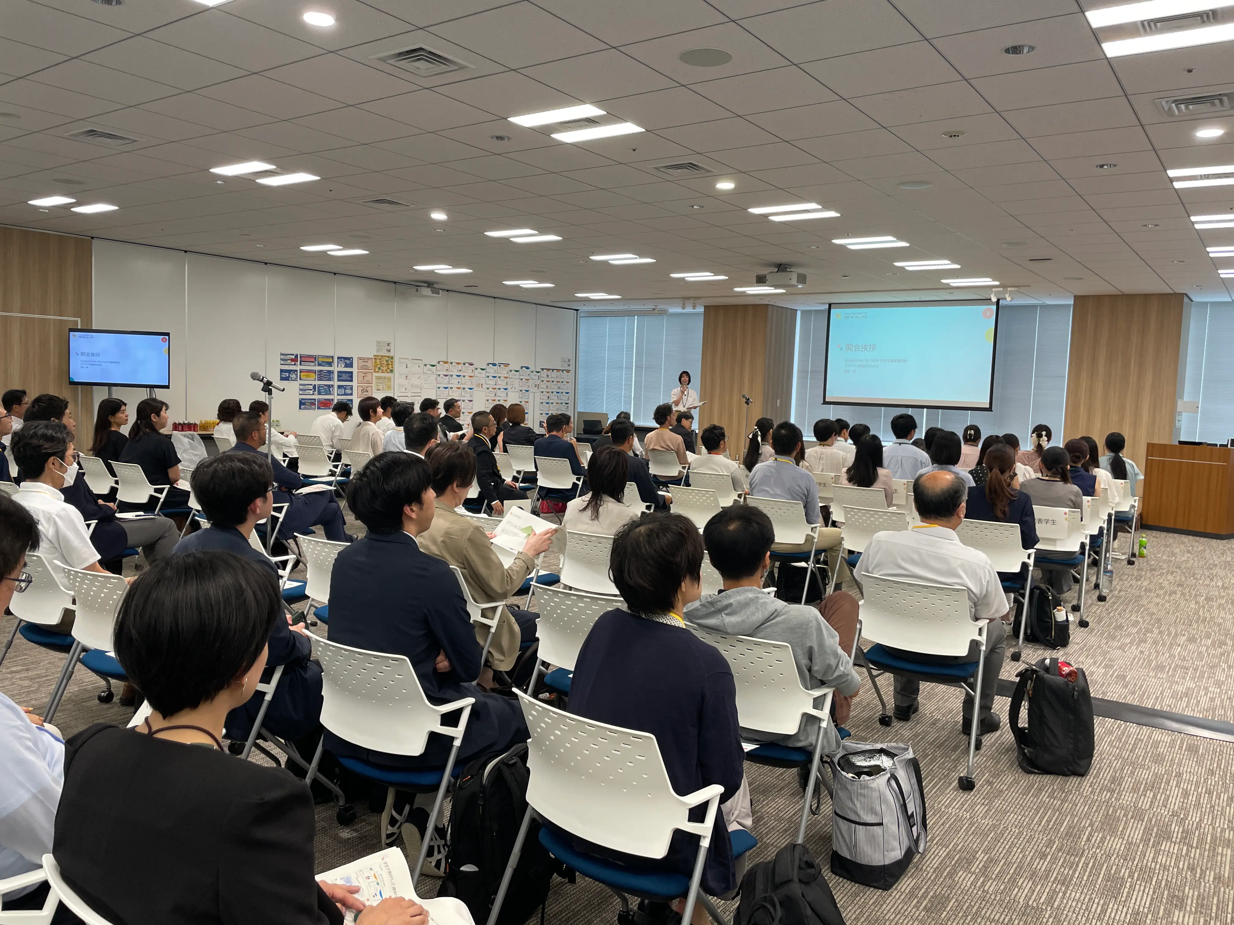 学生×Innovation for NEW HOPE「学生が挑む！市民の疑問解決プロジェクト資材完成報告・対話会～最先端の治療法が届く社会を目指して～」開催報告